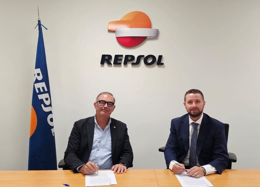 El CGCAFE y Repsol amplían su alianza para impulsar edificios sostenibles y eficientes con los Certificados de Ahorro Energético (CAE)